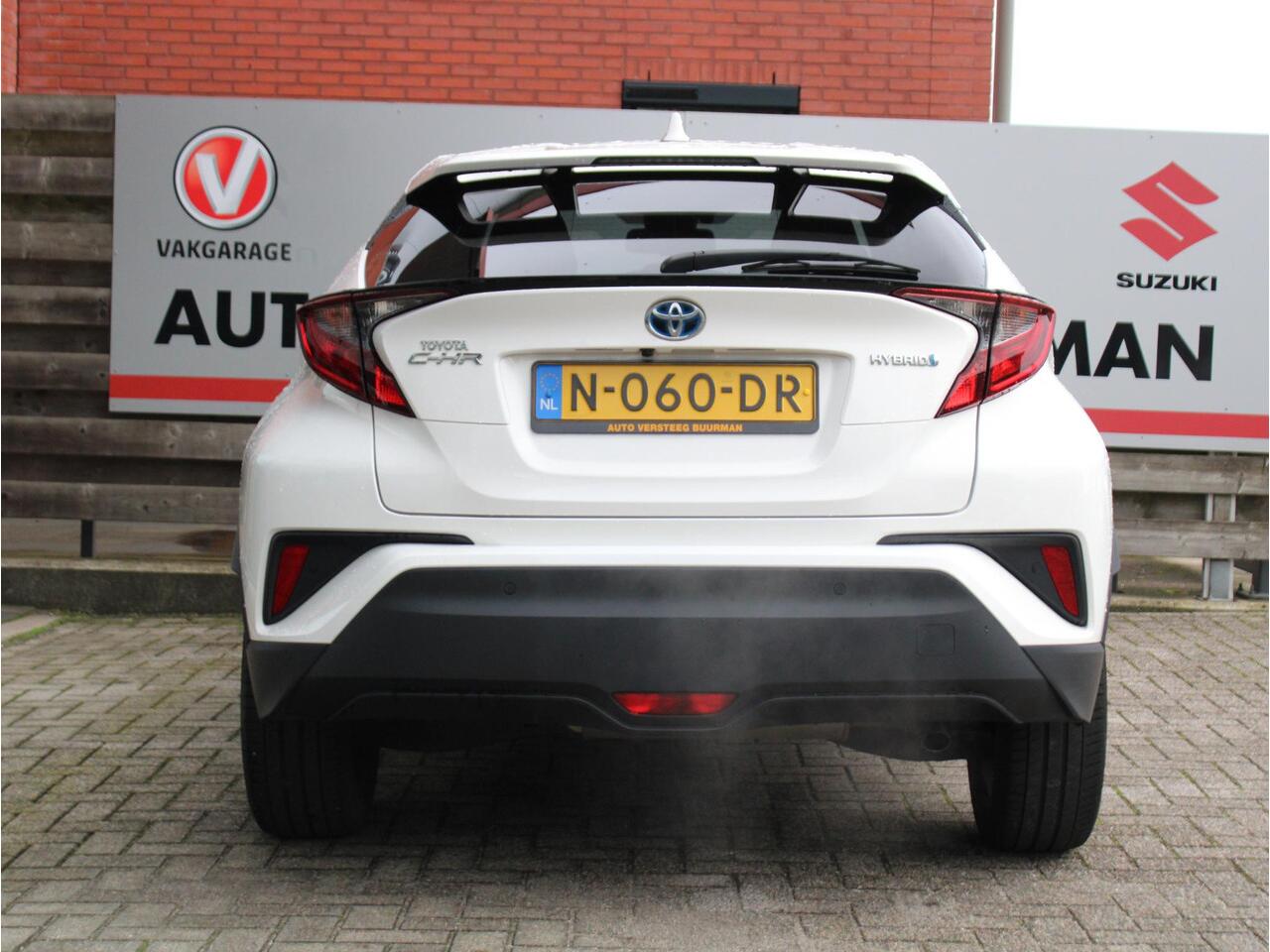 Toyota C-HR 1.8 Hybrid Style Achteruitrijcamera, Cruise Control Adaptief, Apple Carplay/Android Auto, Stoelverwarming