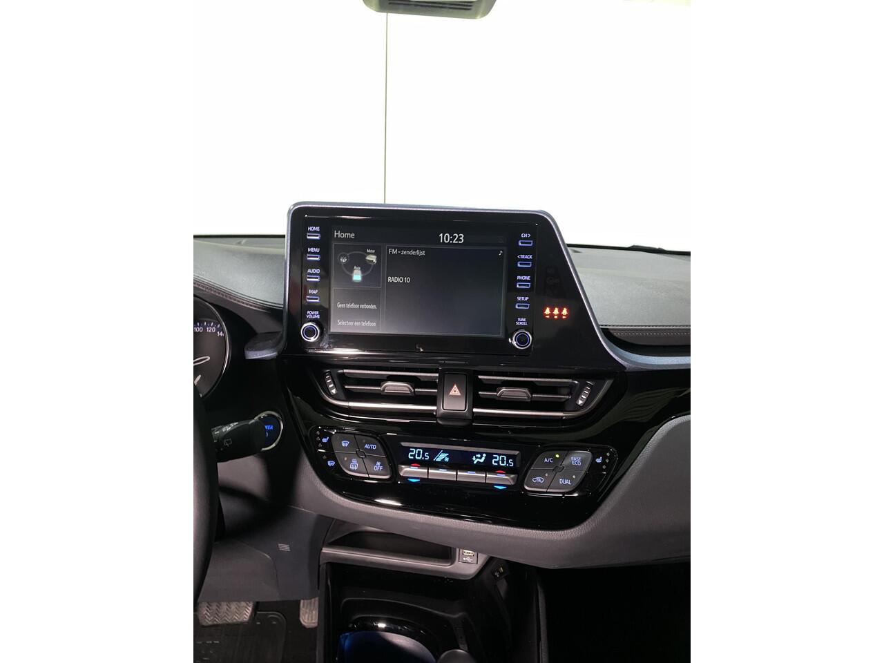 Toyota C-HR 1.8 Hybrid Dynamic Bi-Tone | Toyota garantie tot 2031! | Dealer onderhouden |