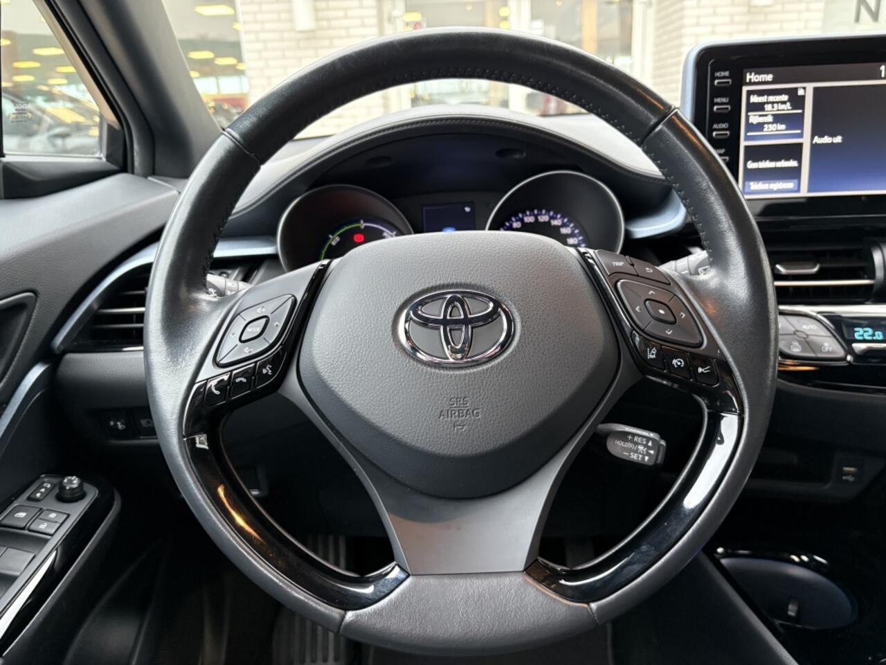 Toyota C-HR 1.8 Hybrid Executive | Bearlock | Sensoren v/a | Stuur+Stoelver