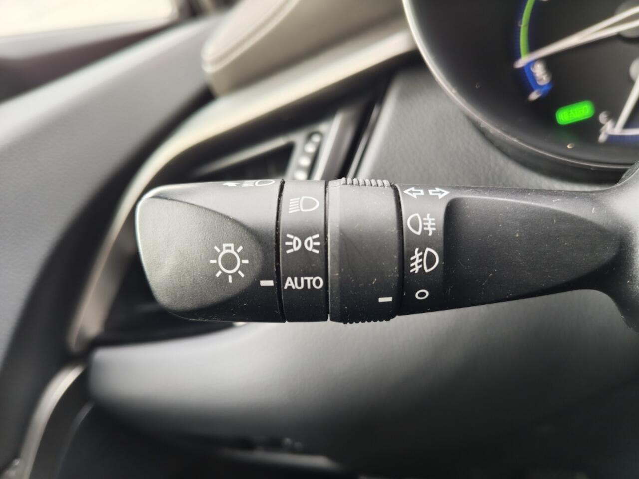 Toyota C-HR 1.8 Hybrid Executive | Navi | JBL | Sensoren v/a | Android Auto