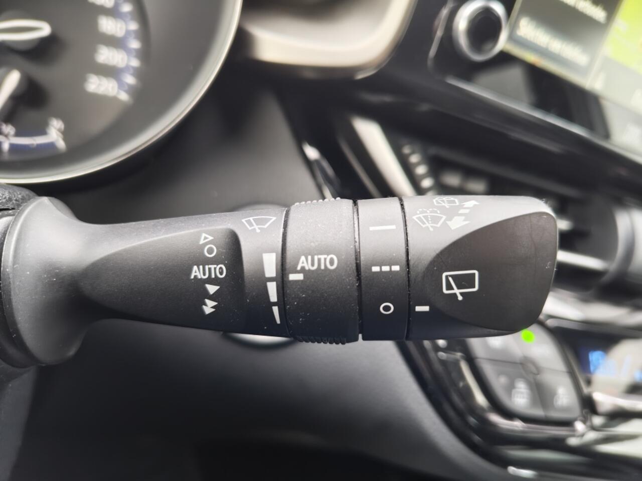 Toyota C-HR 1.8 Hybrid Executive | Navi | JBL | Sensoren v/a | Android Auto