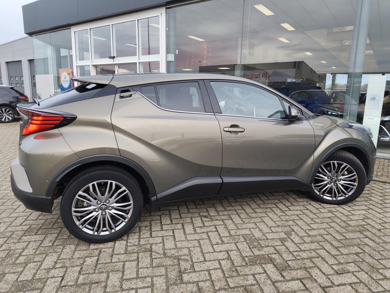 Toyota C-HR 1.8 Hybrid Executive | Navi | JBL | Sensoren v/a | Android Auto