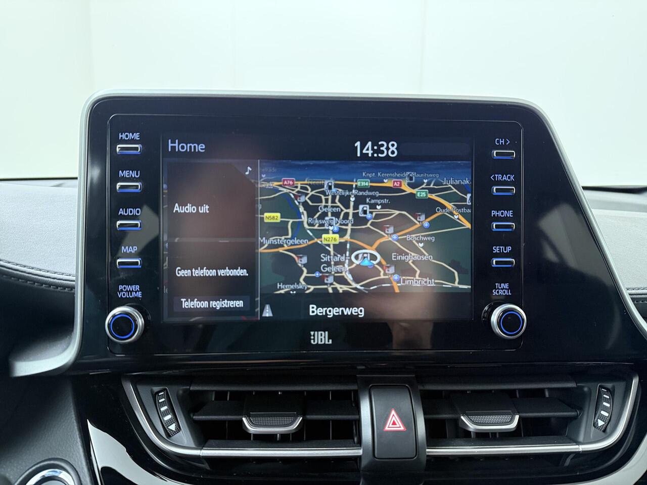 Toyota C-HR 2.0 Hybrid GR-Sport | 152 PK | Automaat | 19" LM velgen | GR Sport | LED verlichting | JBL premium audio | Voorstoelen verwarmd |