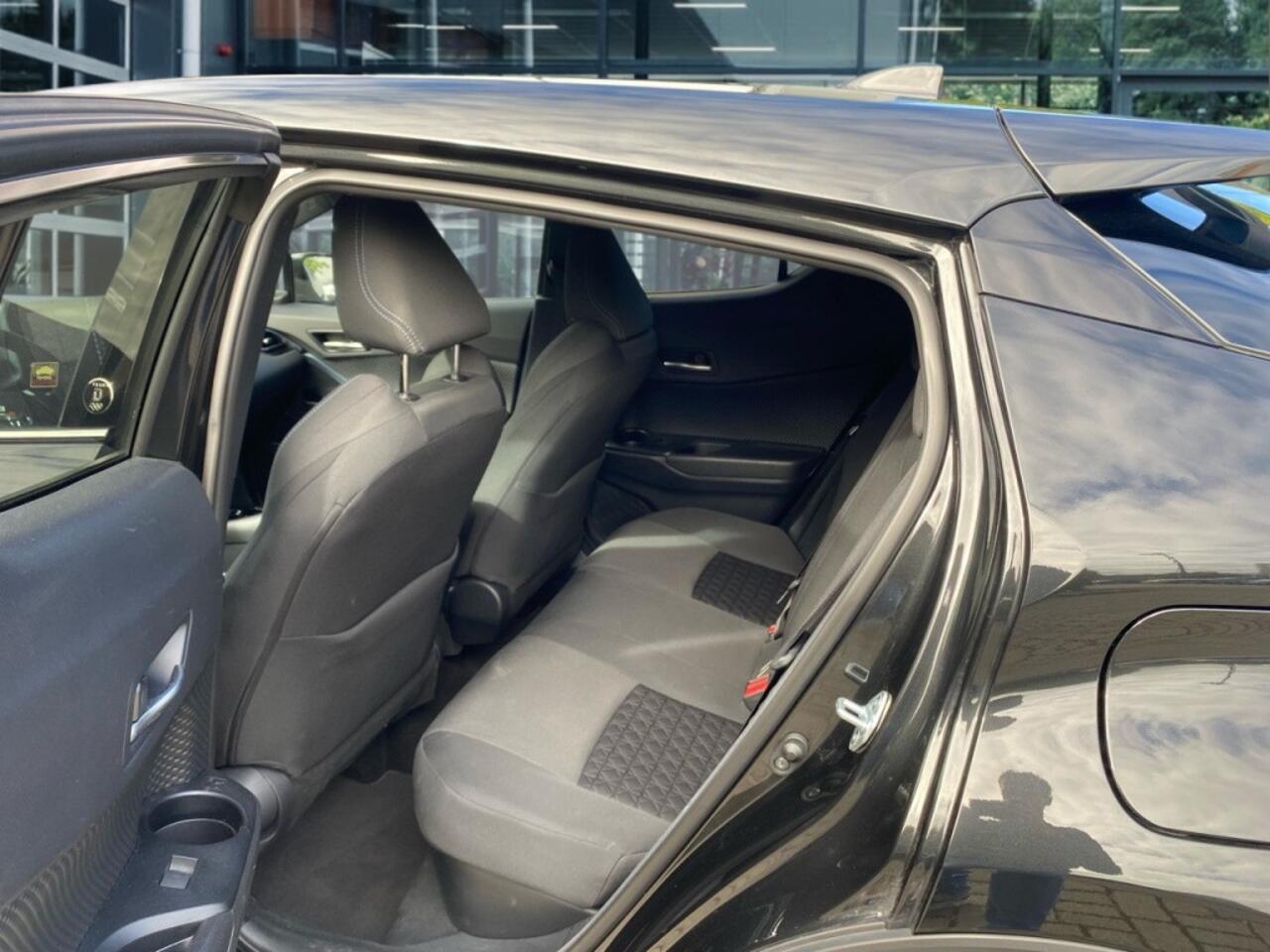 Toyota C-HR 2.0 HYBRID TEAM DYNAMIC CAMERA/CC/STOELVERW