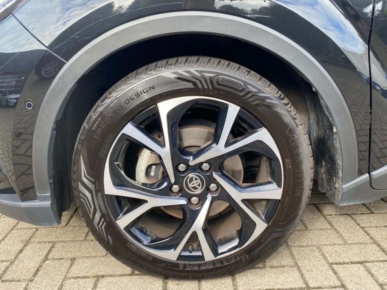 Toyota C-HR 2.0 HYBRID TEAM DYNAMIC CAMERA/CC/STOELVERW