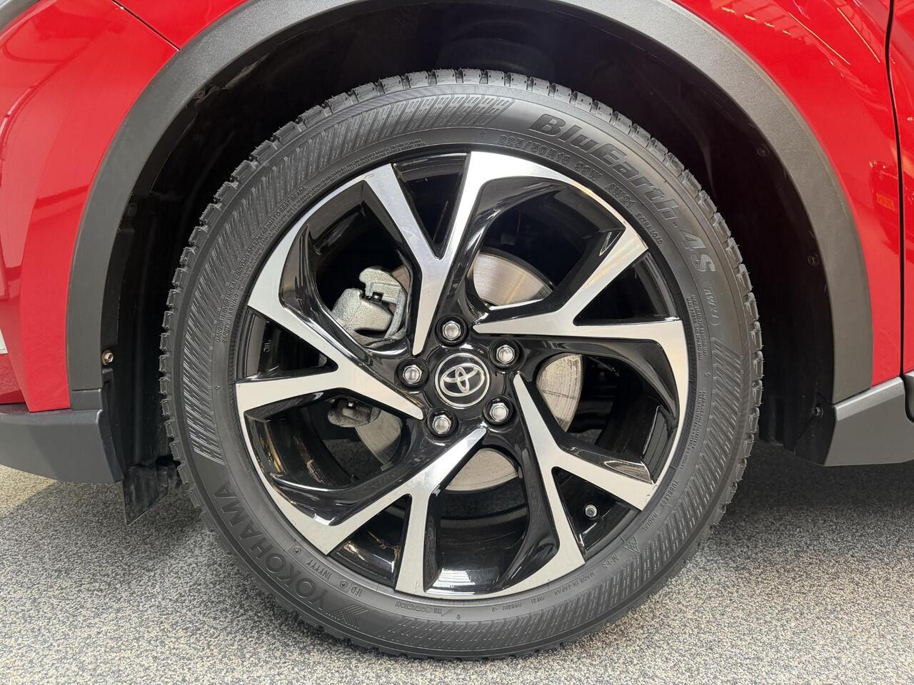 Toyota C-HR 2.0 Hybrid Style Luxury