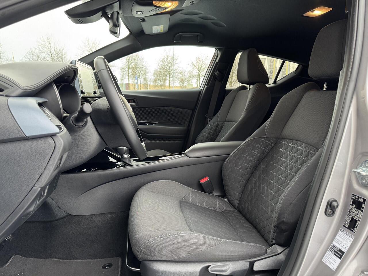 Toyota C-HR 1.8 Hybrid Business Plus