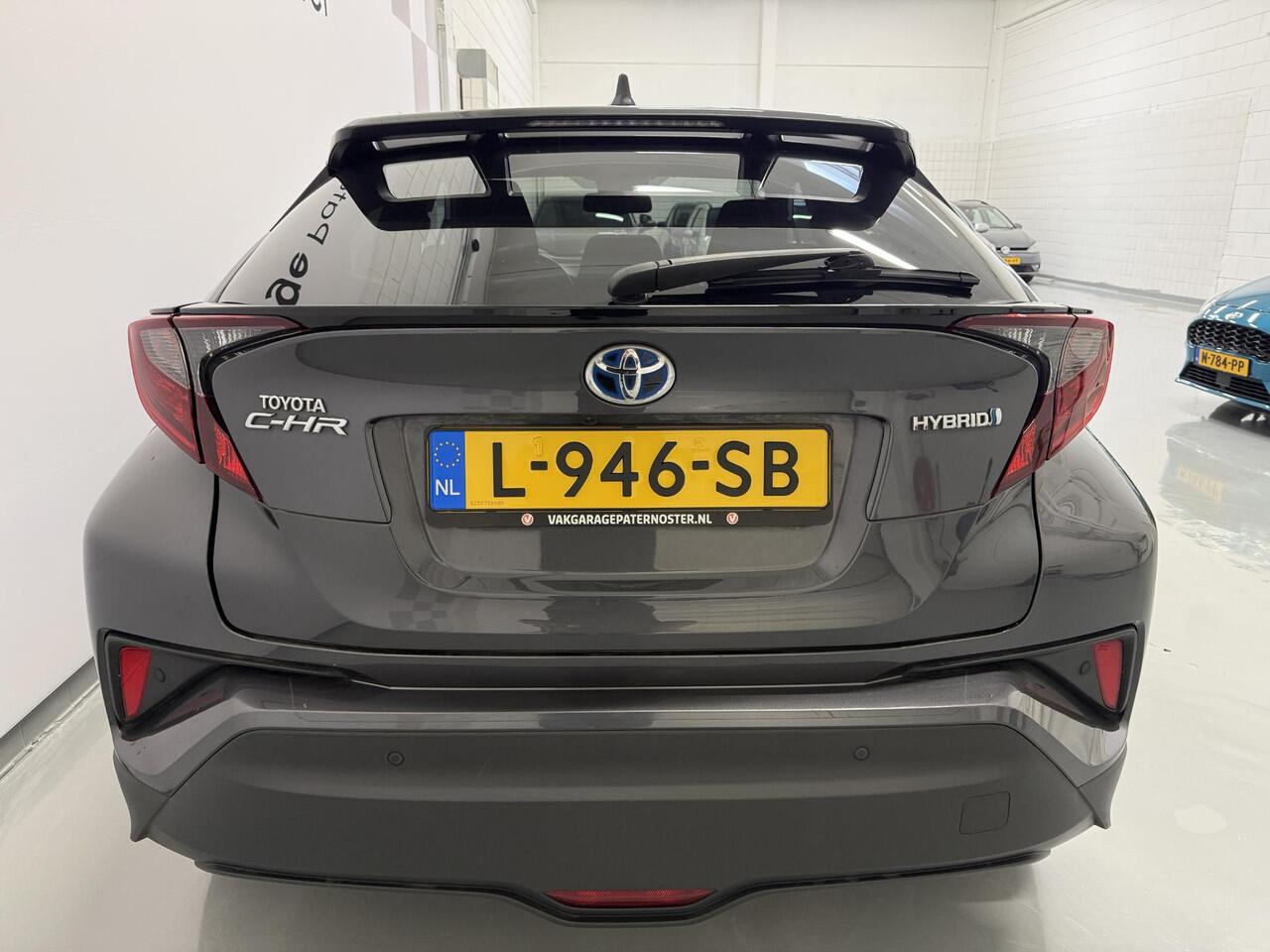 Toyota C-HR 1.8 Hybrid 18'' LMV / Carplay / Stuur & Stoelverw / Bovag garantie