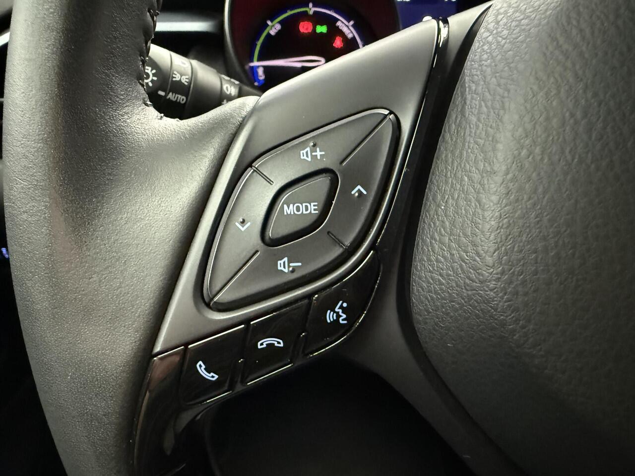 Toyota C-HR 1.8 Hybrid Business Plus