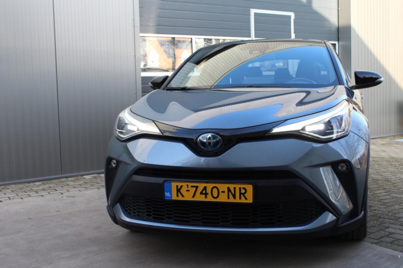 Toyota C-HR 2.0 First Edition PDC / BSM / Stoelverwarming / Navigatie