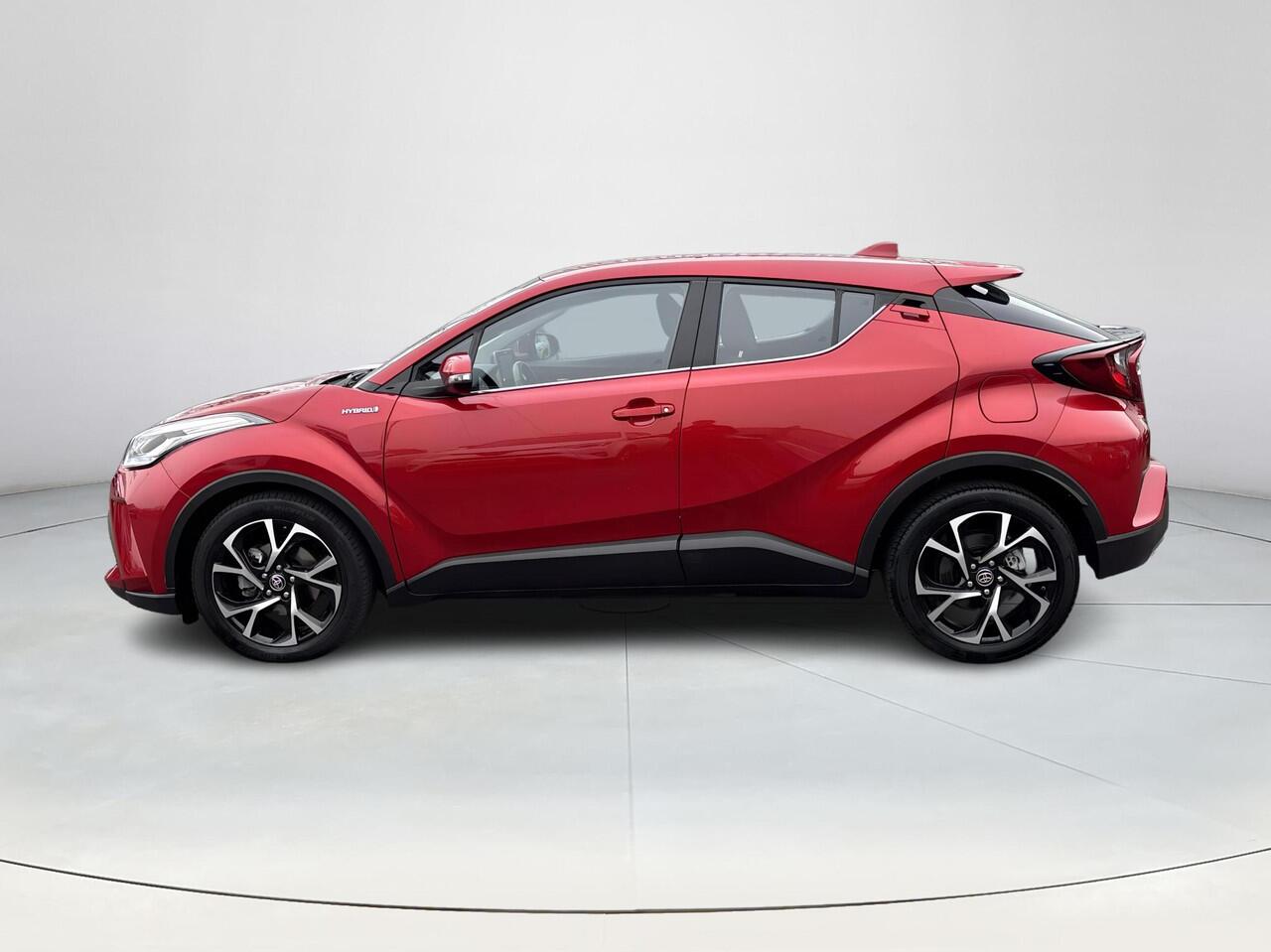 Toyota C-HR 1.8 Hybrid Dynamic | Navigatie | Apple CarPlay/Android auto | Achteruitrijcamera | Trekhaak