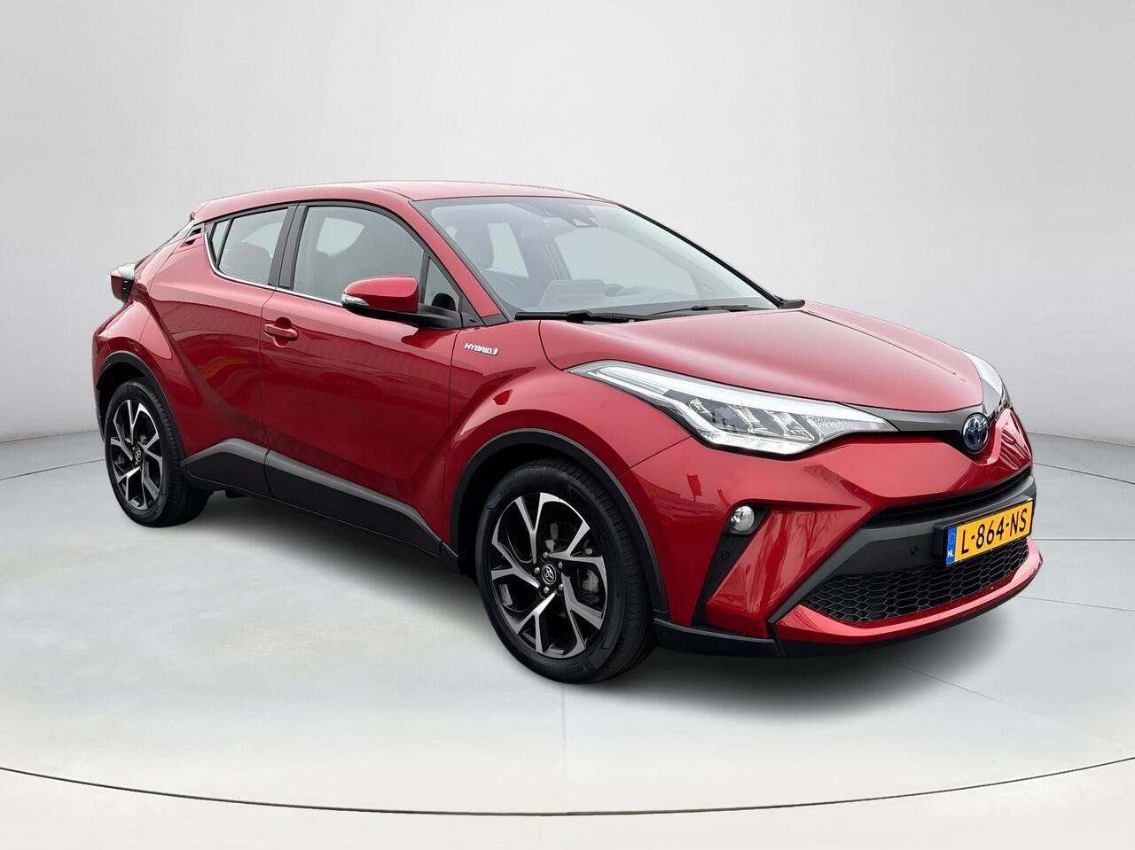 Toyota C-HR 1.8 Hybrid Dynamic | Navigatie | Apple CarPlay/Android auto | Achteruitrijcamera | Trekhaak