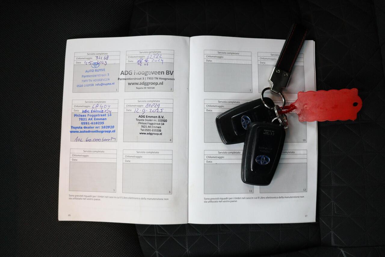 Toyota C-HR 1.8 Hybrid Dynamic | navigatie | Apple Carplay, Android Auto |