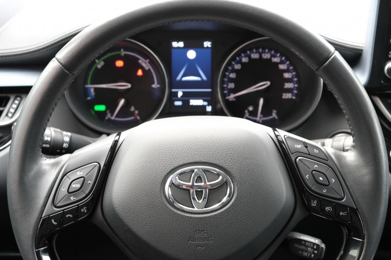 Toyota C-HR 1.8 Hybrid Dynamic Automaat | Parkeersensoren voor en achter | A