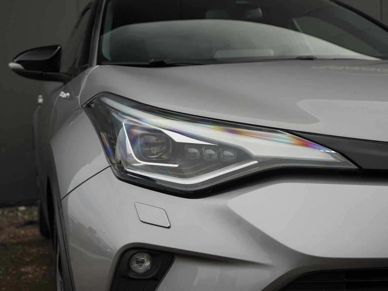 Toyota C-HR 2.0 Hybrid Dynamic 1e eig / Dealeronderhouden / Two tone / LED pakket / Stoelverw / Navi / Carplay /