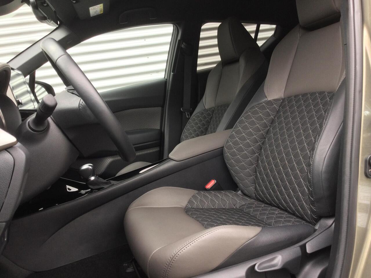 Toyota C-HR 1.8 Hybrid Executive | Dealer onderhouden | LED |