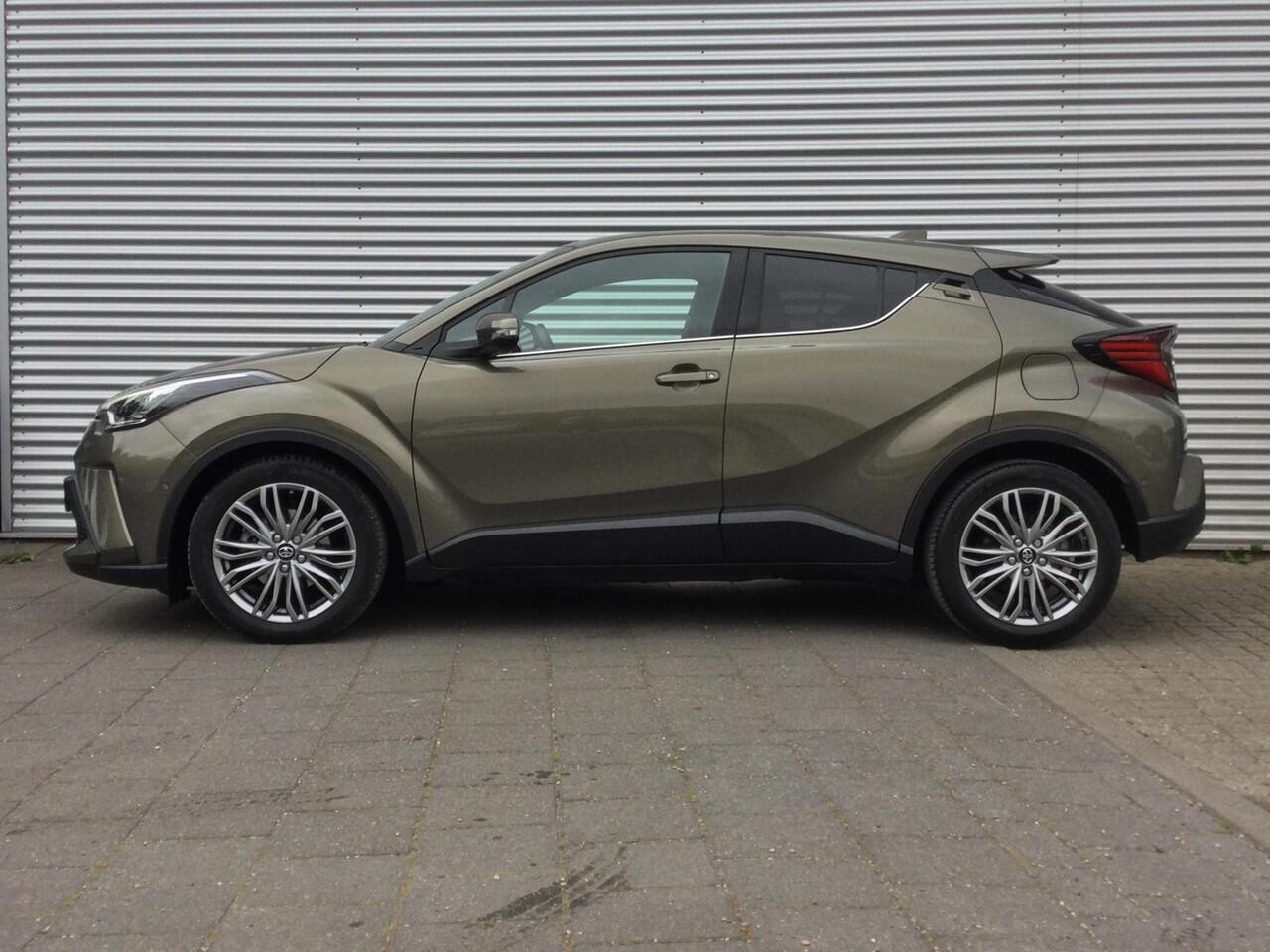 Toyota C-HR 1.8 Hybrid Executive | Dealer onderhouden | LED |