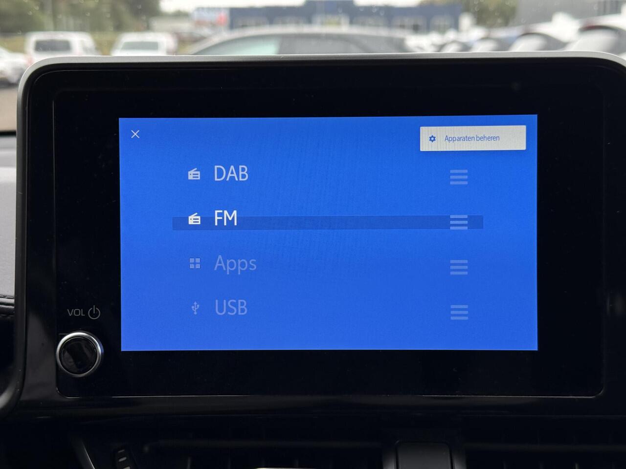 Toyota C-HR 2.0 Hybrid Dynamic **NAVIGATIE/ STOELVERWARMING/ KEYLESS/ DODEHOEK DETECTIE**