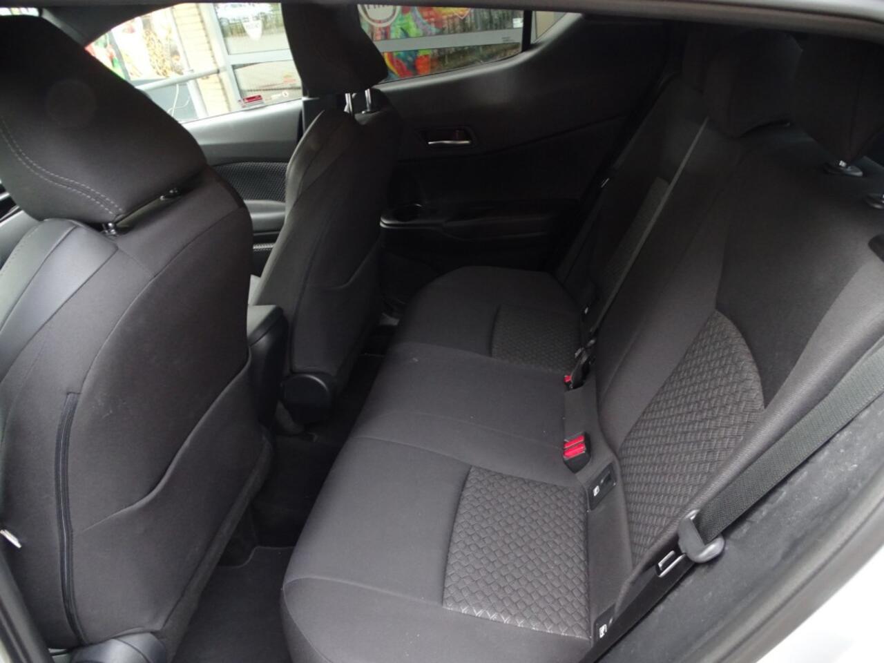 Toyota C-HR 2.0 HYBRID GR-SPORT.AUTOM/ KEY .CAM. DAB CARPL