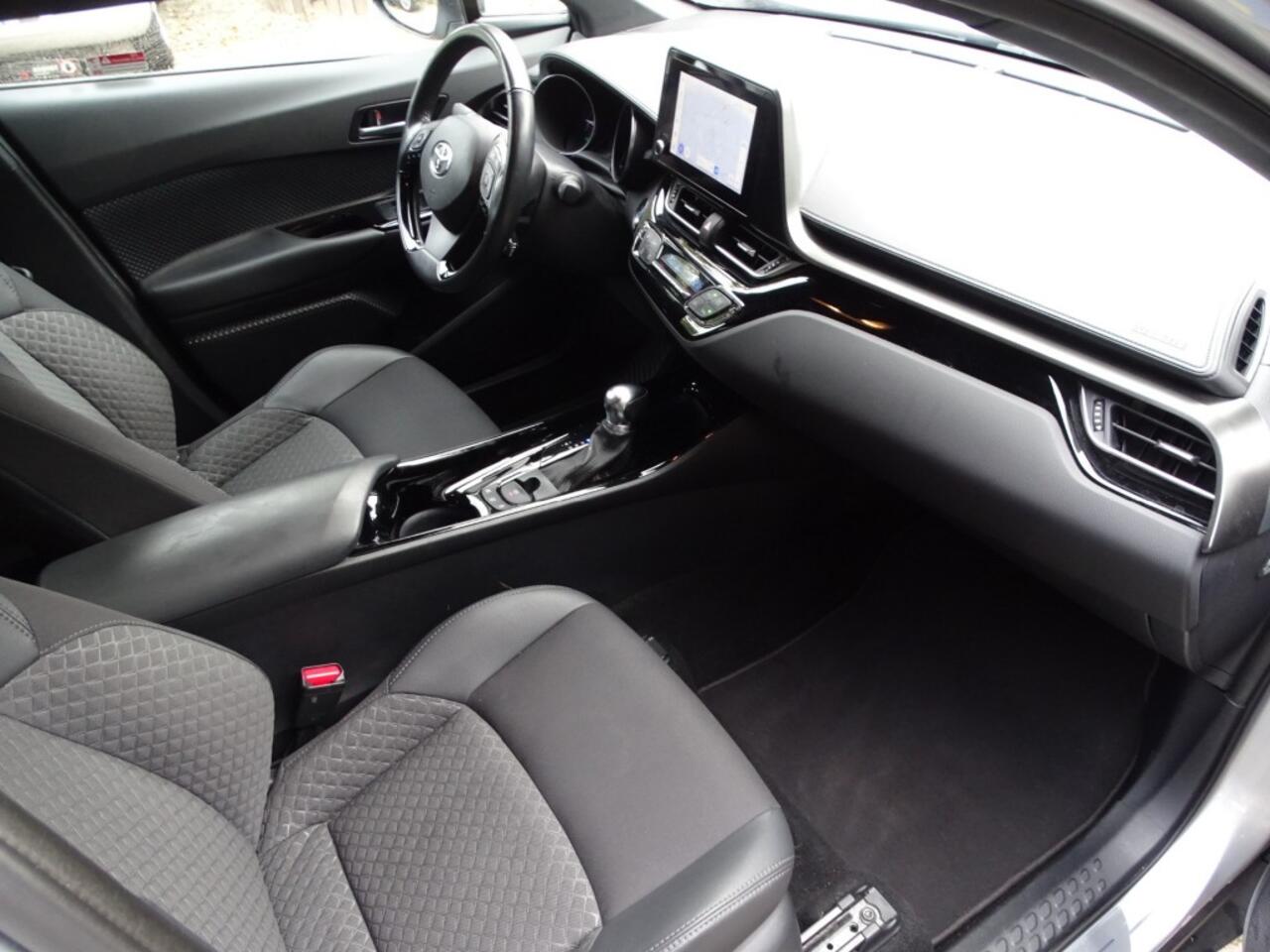 Toyota C-HR 2.0 HYBRID GR-SPORT.AUTOM/ KEY .CAM. DAB CARPL