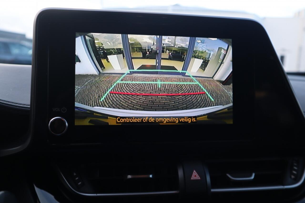 Toyota C-HR 1.8 Hybrid Style Blindspot/Stuur/Stoelverwarming/PDC/AllSeasons