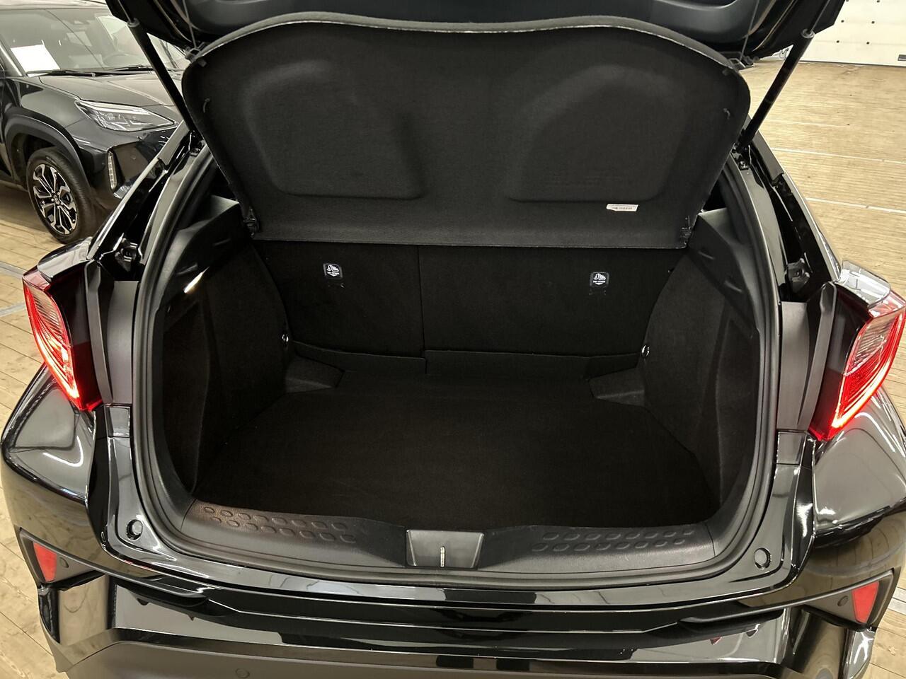 Toyota C-HR 1.8 Hybrid Dynamic