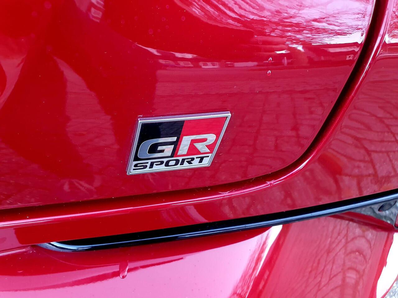 Toyota C-HR 1.8 Hybrid GR-Sport Bi-Tone All-in prijs!