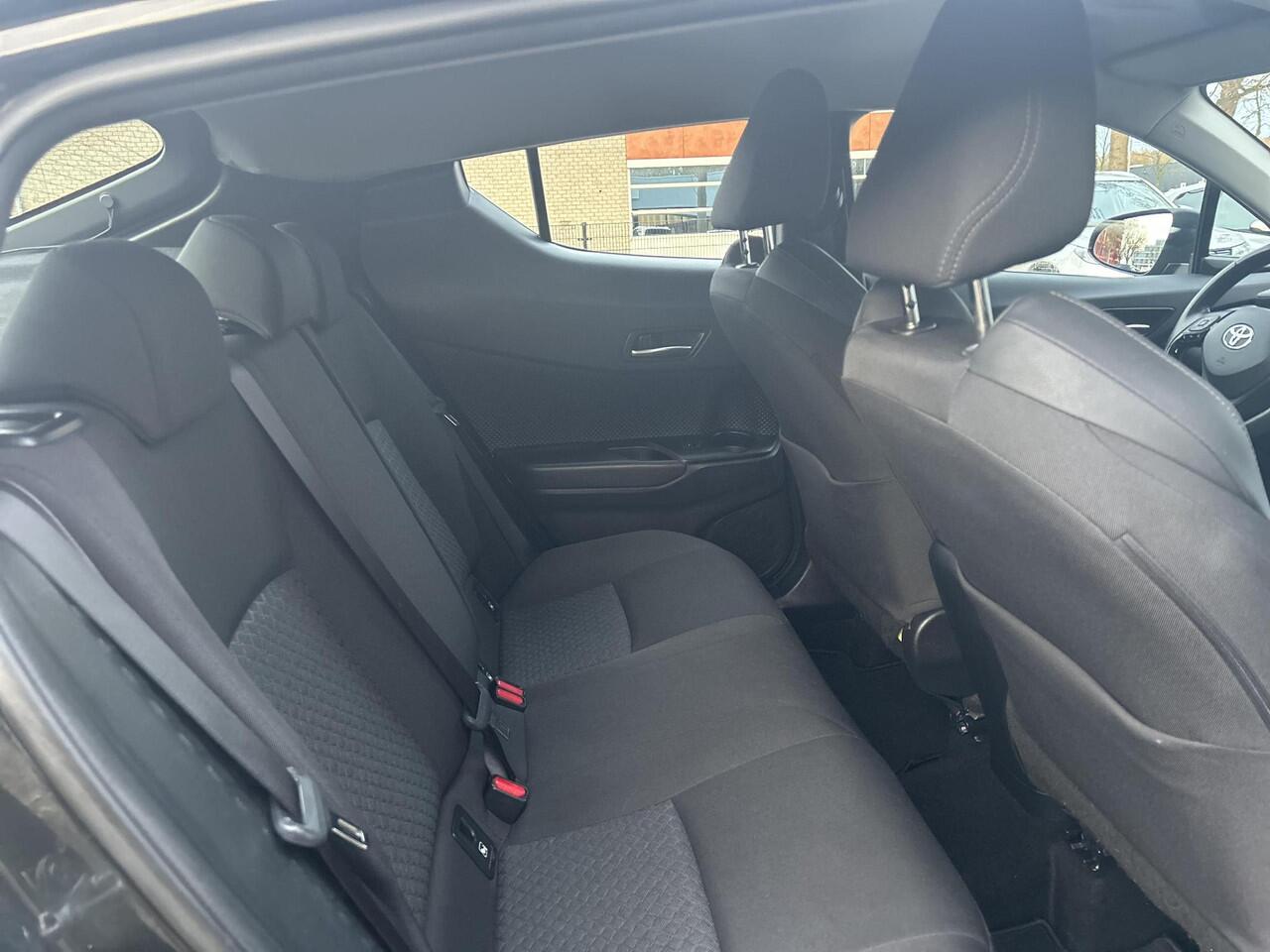 Toyota C-HR 1.8 Hybrid Dynamic