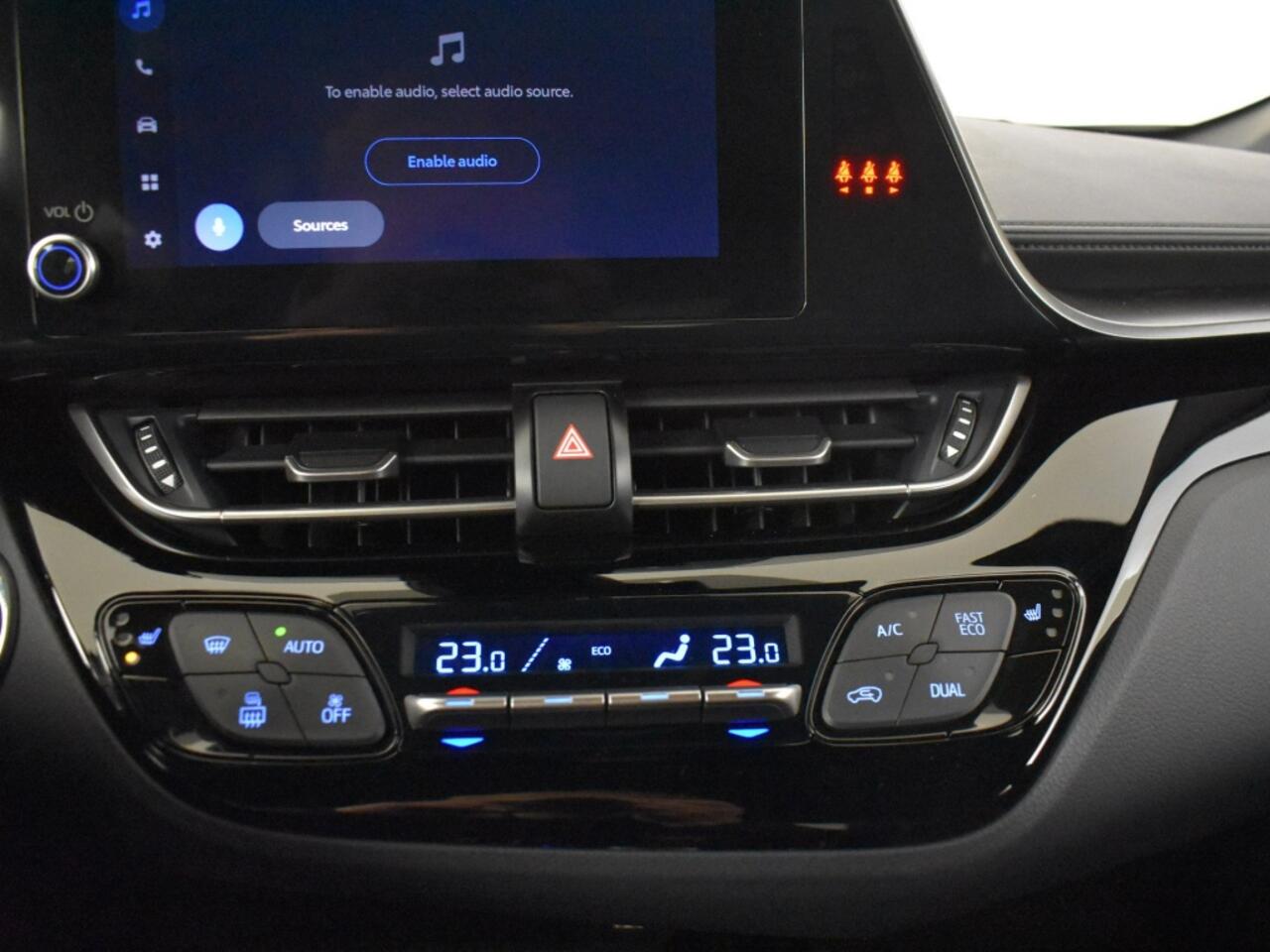 Toyota C-HR 1.8 Hybrid Dynamic | Blind Spot | PDC V+A |