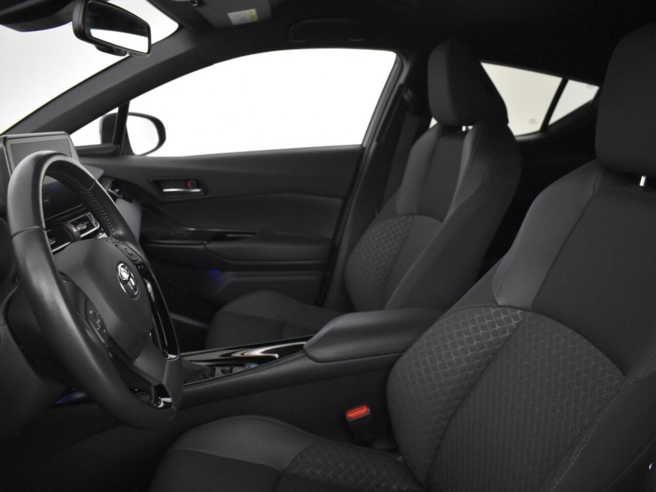 Toyota C-HR 1.8 Hybrid Dynamic | Blind Spot | PDC V+A |