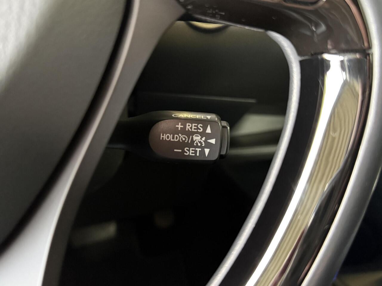 Toyota C-HR 1.8 Hybrid Dynamic | 17" LMV | Carplay | Adap.Cruise | Stoelverw. | All-in rijklaarprijs