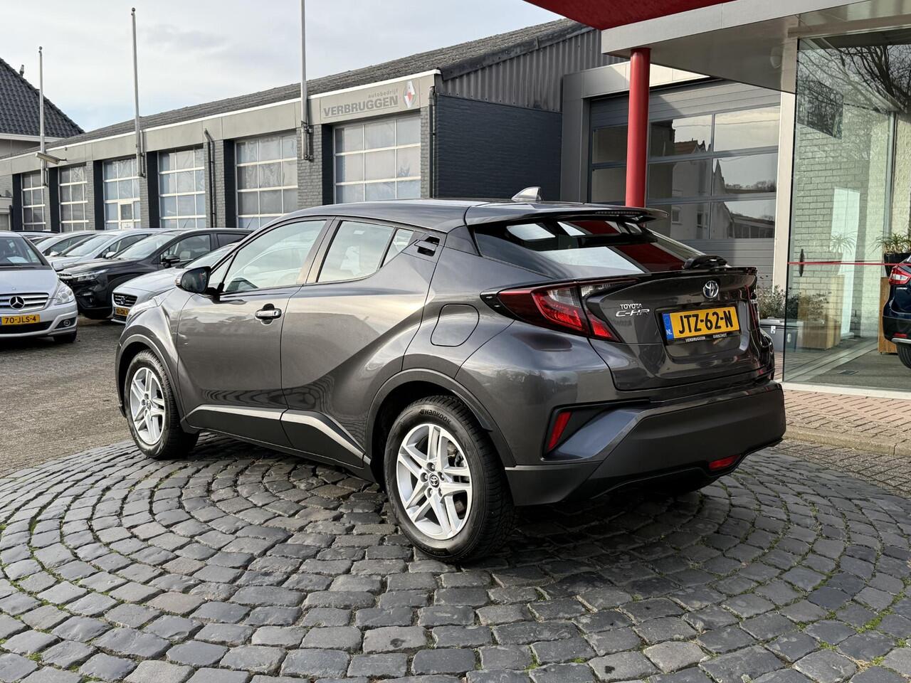 Toyota C-HR 1.8 Hybrid Dynamic | 17" LMV | Carplay | Adap.Cruise | Stoelverw. | All-in rijklaarprijs