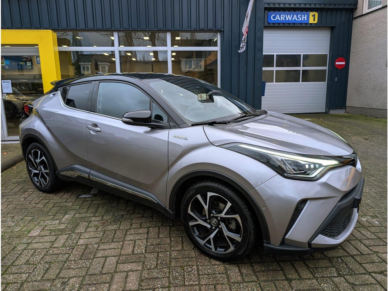 Toyota C-HR 1.8 Hybrid Lounge All-in prijs!