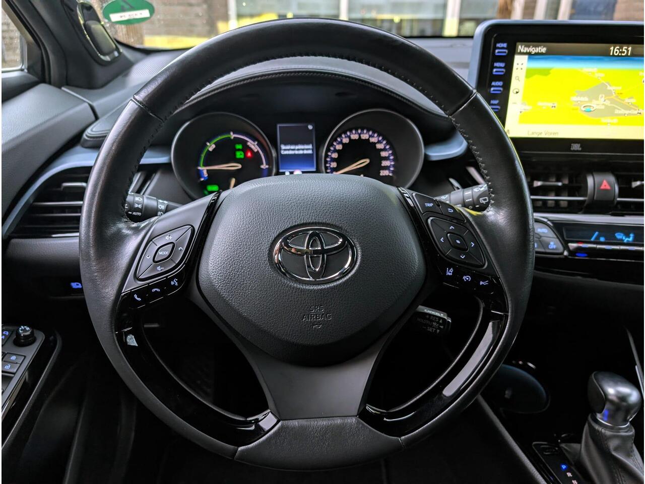 Toyota C-HR 1.8 Hybrid Lounge All-in prijs!