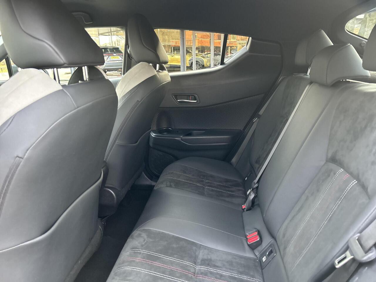 Toyota C-HR 1.8 Hybrid GR-Sport