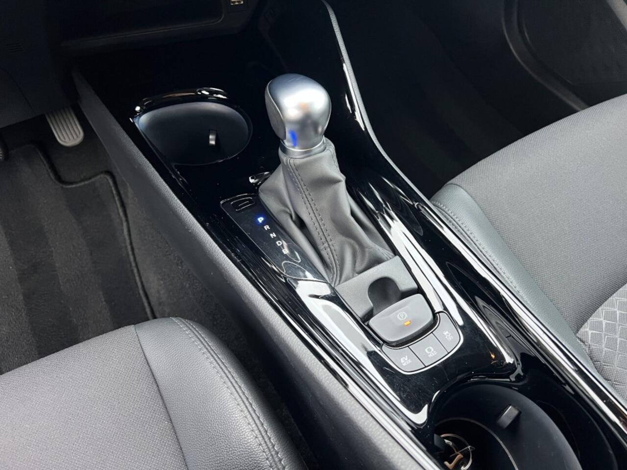 Toyota C-HR 1.8 Hybrid Dynamic LED Navi Carplay Org NL