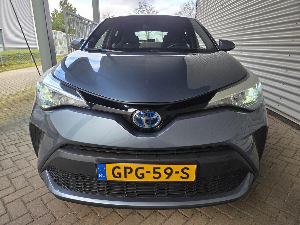 Toyota C-HR 1.8 Hybrid Business