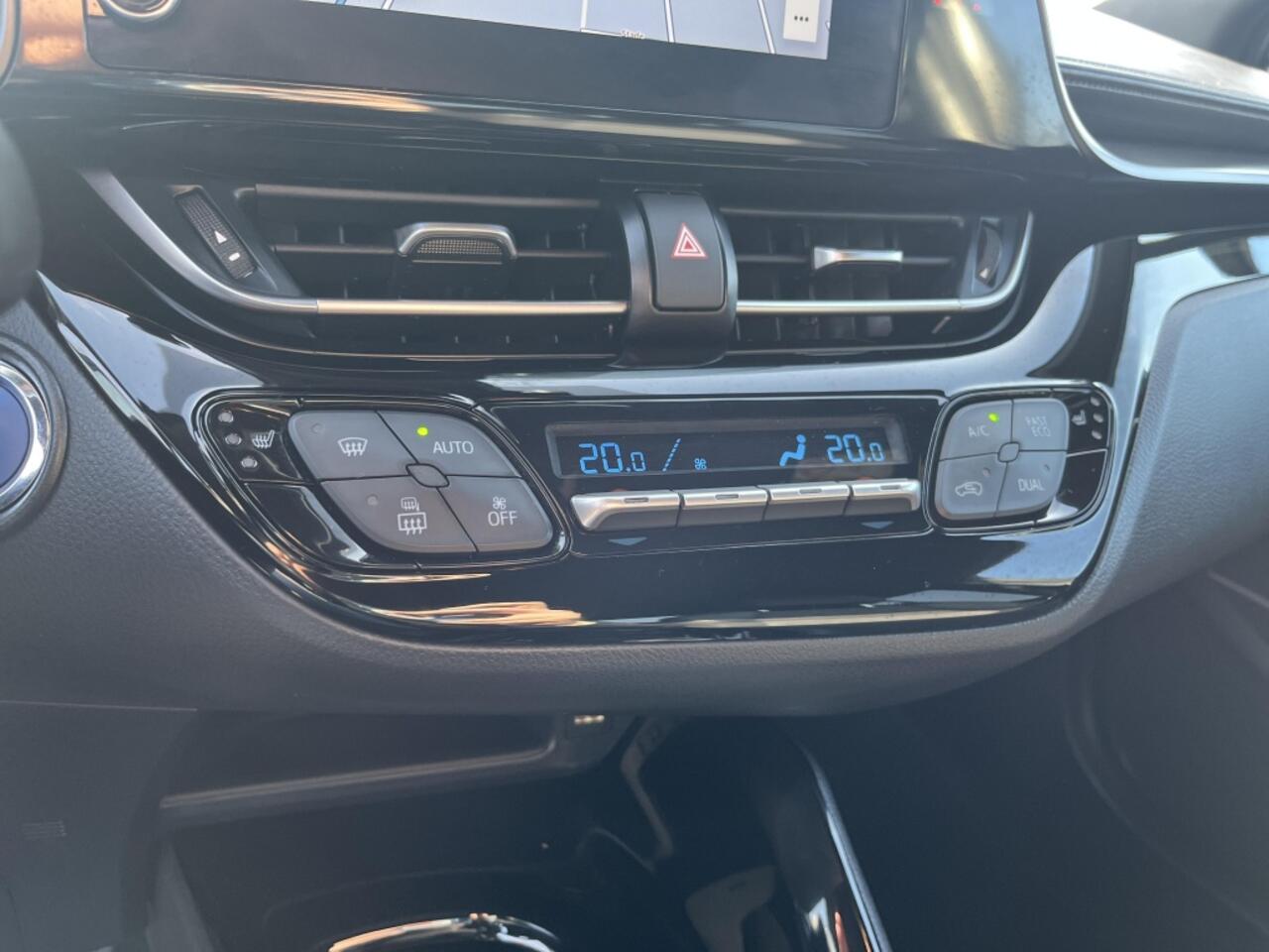 Toyota C-HR 2.0 Hybrid Style 180pk