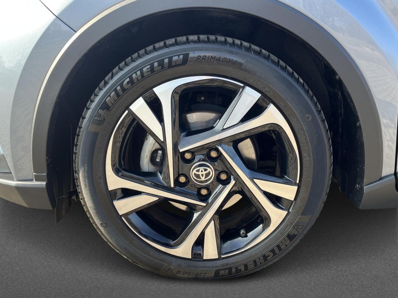 Toyota C-HR 2.0 Hybrid Style 180pk