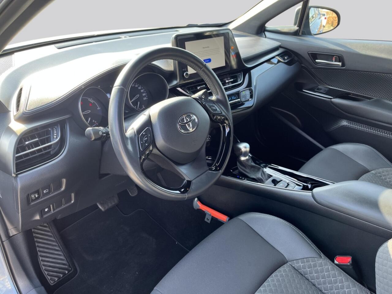 Toyota C-HR 2.0 Hybrid Style 180pk