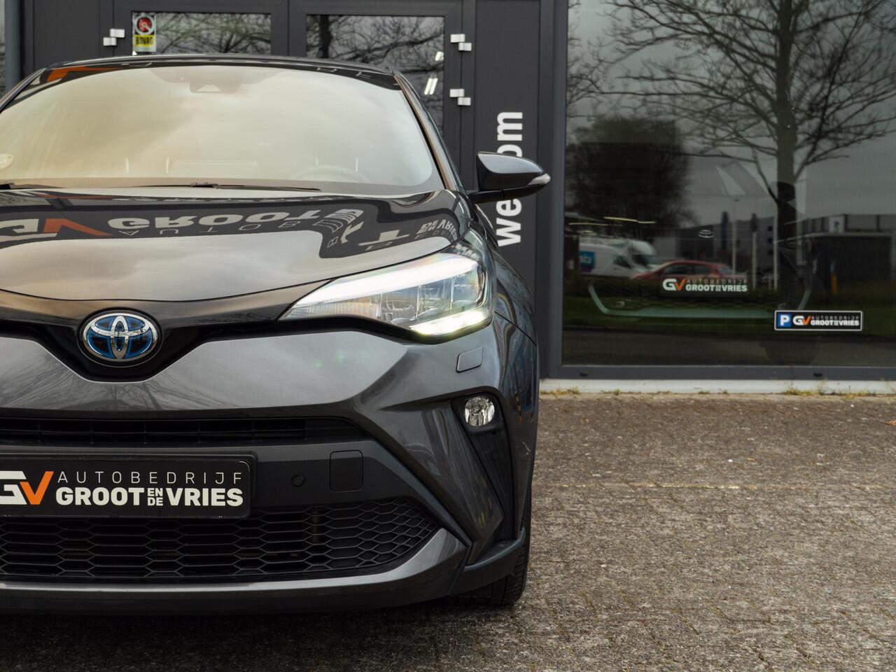 Toyota C-HR 1.8 Hybrid Style Camera|Stoel/stuurverwarming|CarPlay|BLIS