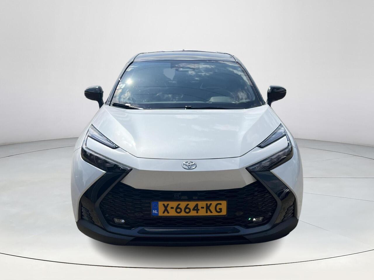 Toyota C-HR 1.8 Hybrid 140 Executive **NEXT GENERATION PACK/ PANORAMADAK