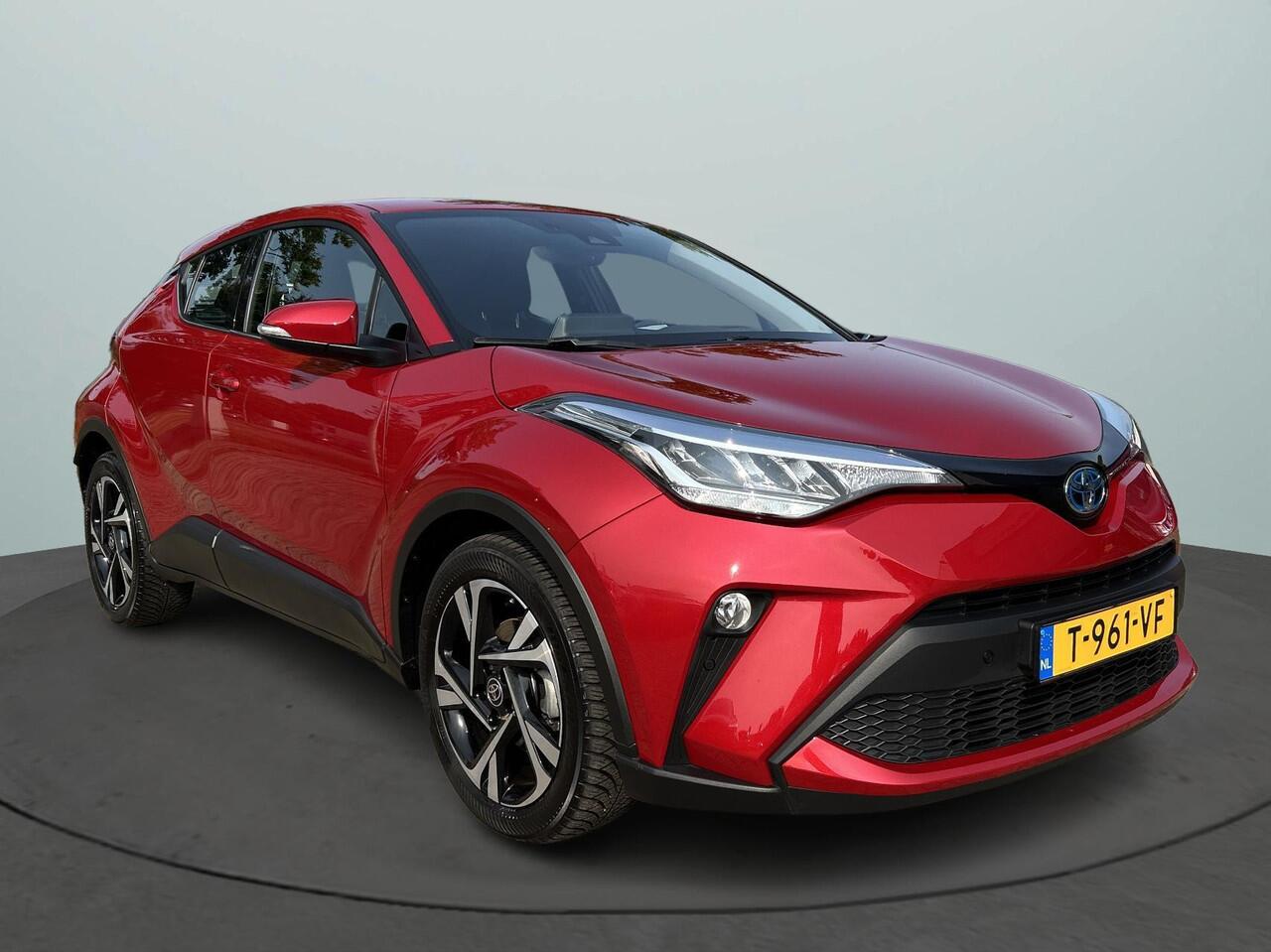 Toyota C-HR 1.8 Hybrid Dynamic Navigatie / Camera / Cruise Control Adaptief / Blind Spot Monitor