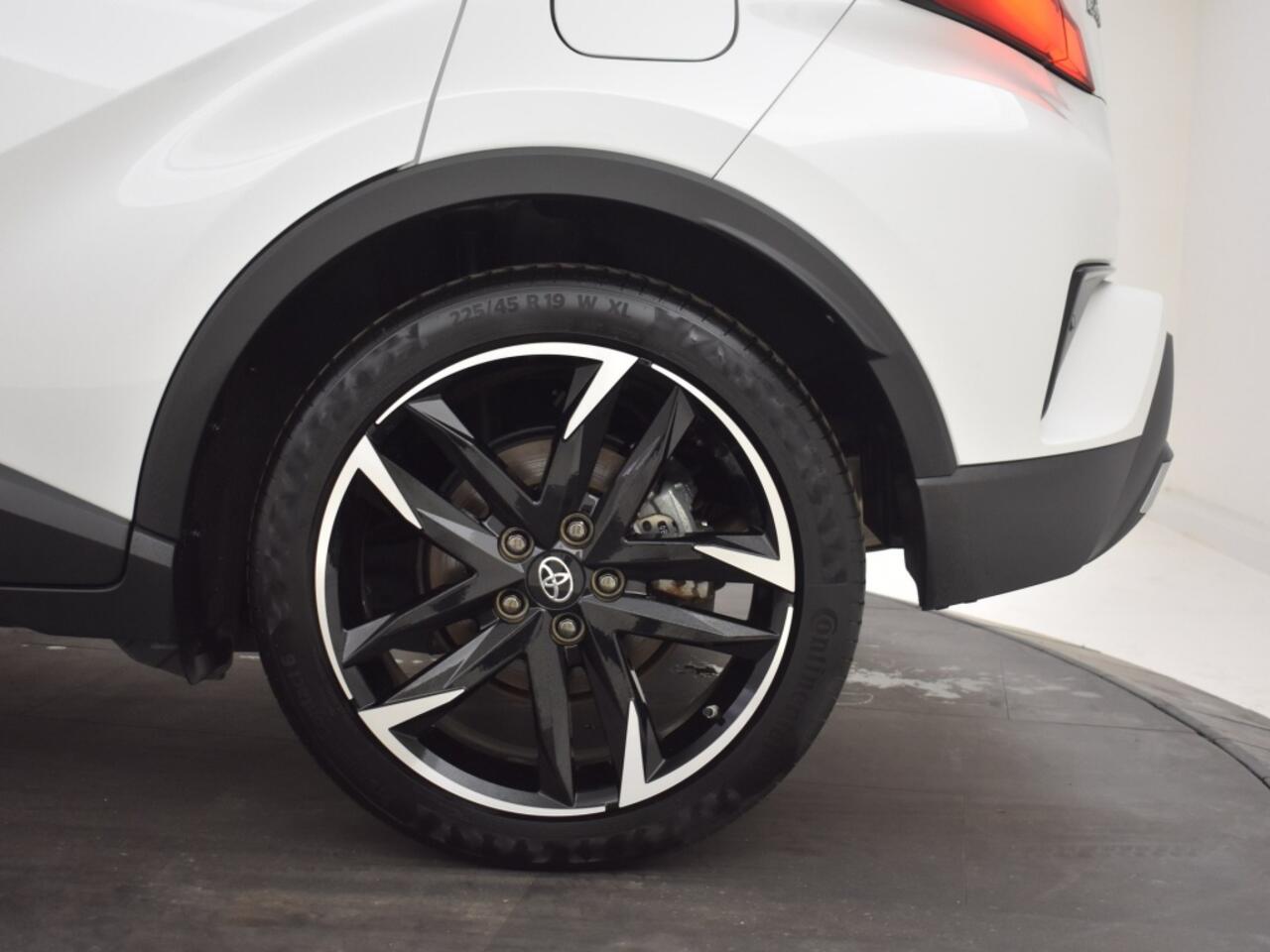 Toyota C-HR 1.8 Hybrid GR-Sport | Parkeersensoren V+A