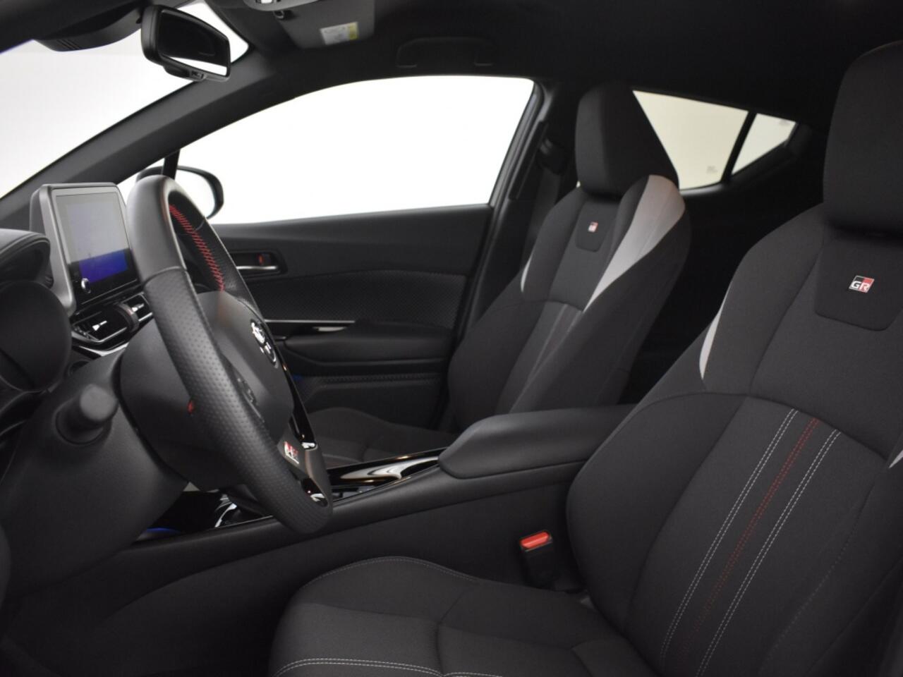 Toyota C-HR 1.8 Hybrid GR-Sport | Parkeersensoren V+A