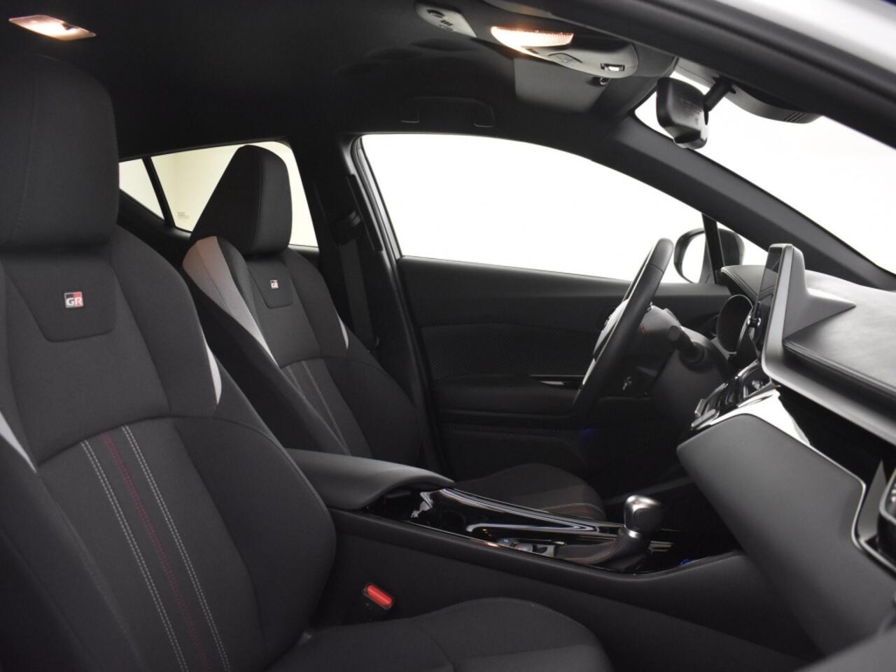 Toyota C-HR 1.8 Hybrid GR-Sport | Parkeersensoren V+A