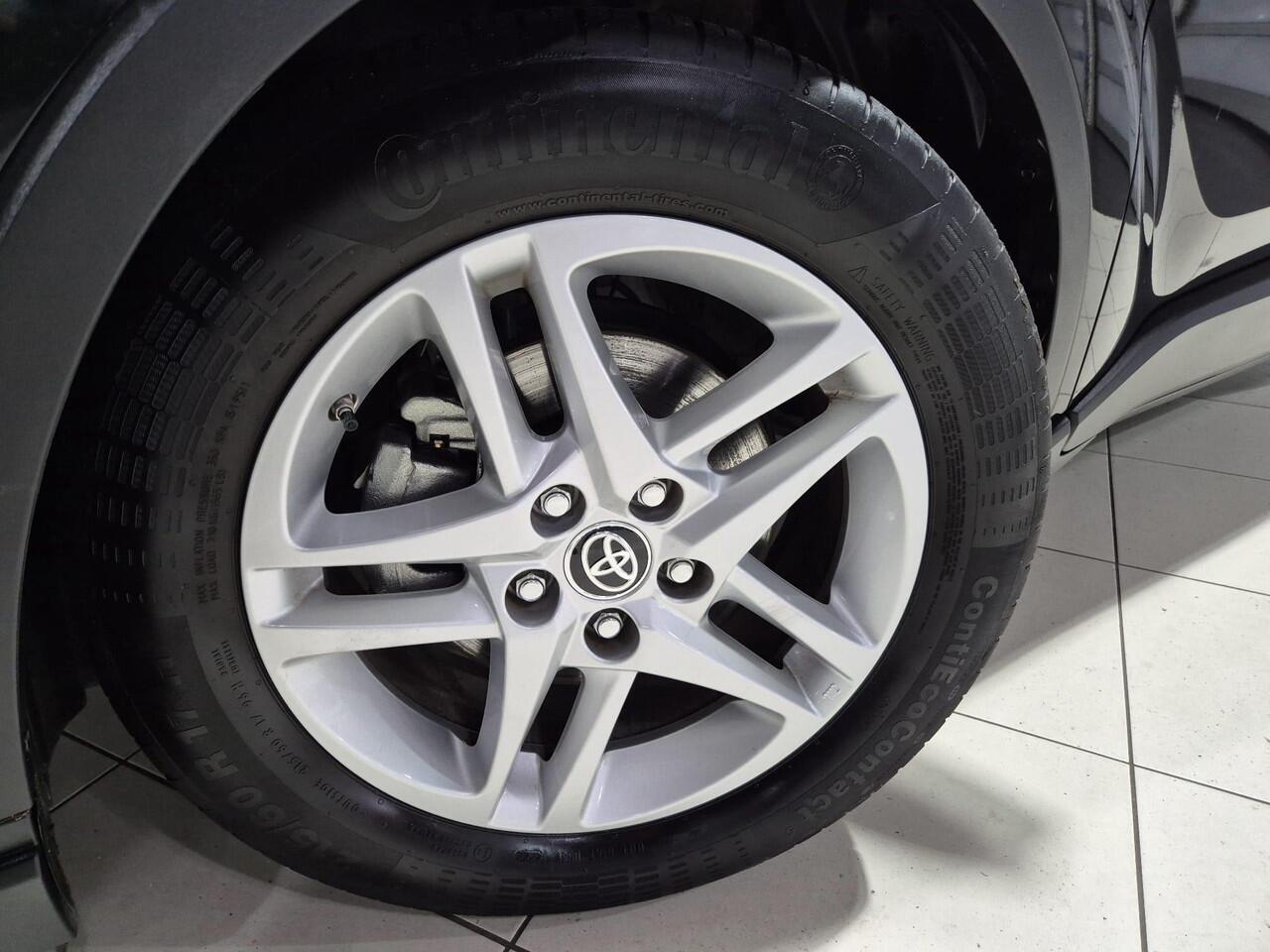 Toyota C-HR 1.8 Hybrid Active 10 jaar garantie | Cruise Control | Apple carplay & Android Auto | Achteruitrijcamera