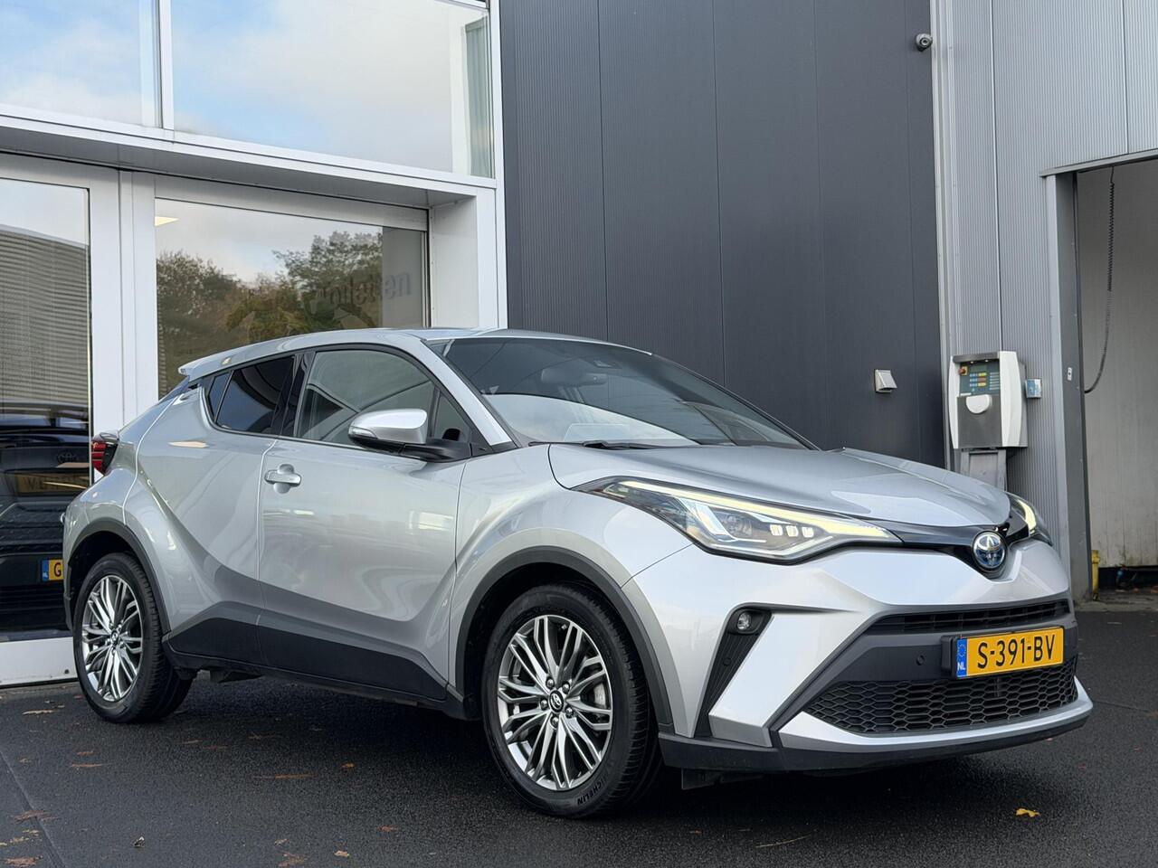 Toyota C-HR 1.8 Hybrid Executive 1e eigenaar | JBL | Stoel/stuurwielverwarming | Half lederen bekleding | Dodehoekdetectie
