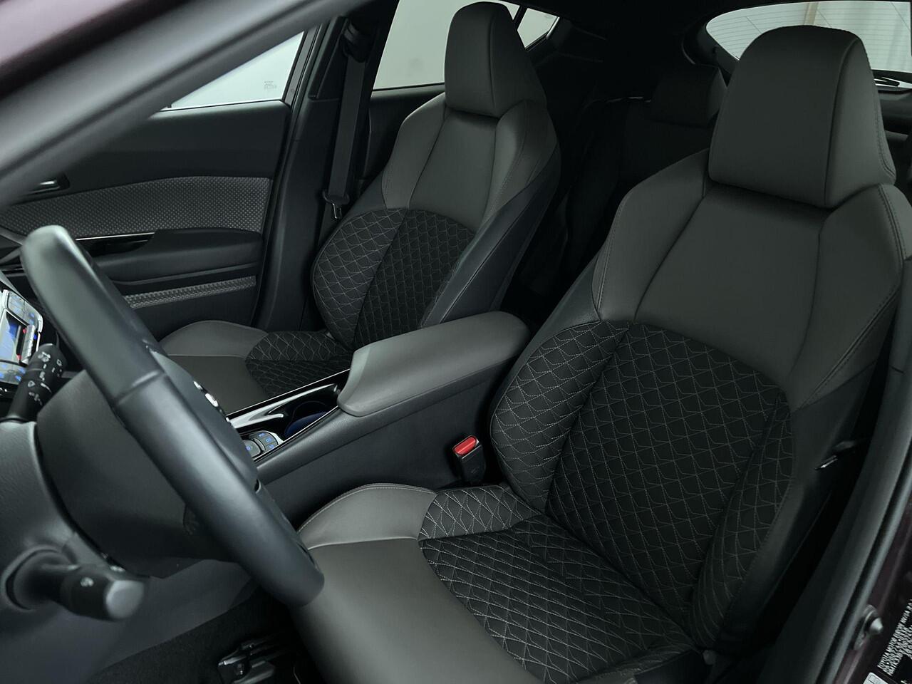 Toyota C-HR 1.8 Hybrid Executive