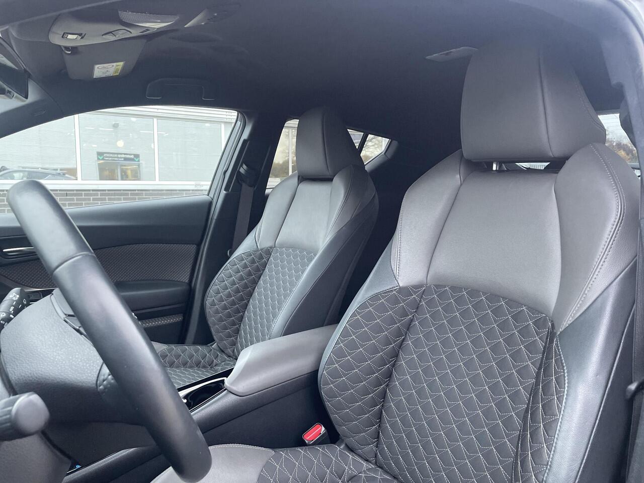 Toyota C-HR 1.8 Hybrid Executive